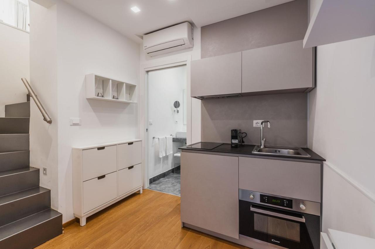 Rg8 Independent Apartment Catania Bagian luar foto